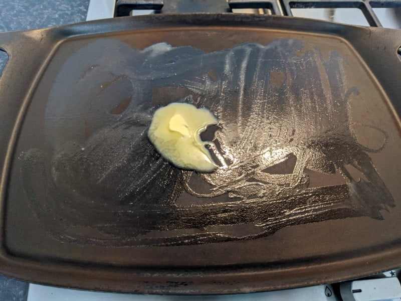 making pancakes with sourdough starter